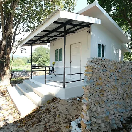 Suanphueng Garland